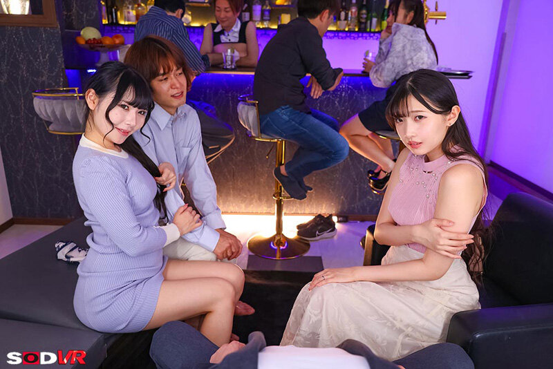 【VR】【8K】(リアル大乱交VR)愛している妻と結婚記念日にハプニングバーに訪れて。 気の強く芯のしっかりした妻が、凄いテクニックのおじさんや凄い巨根の若い男に 弄ばれてヤリマン女に堕とされるまで。俺は知らない女性客とハメを外して-2 画像4