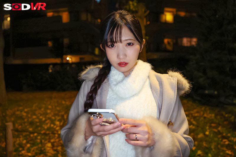 【VR】【8K】都内・大●●公園で立ちんぼしている奥さんに薬を盛ってキメセク撮影 散々中出ししまくった 画像3