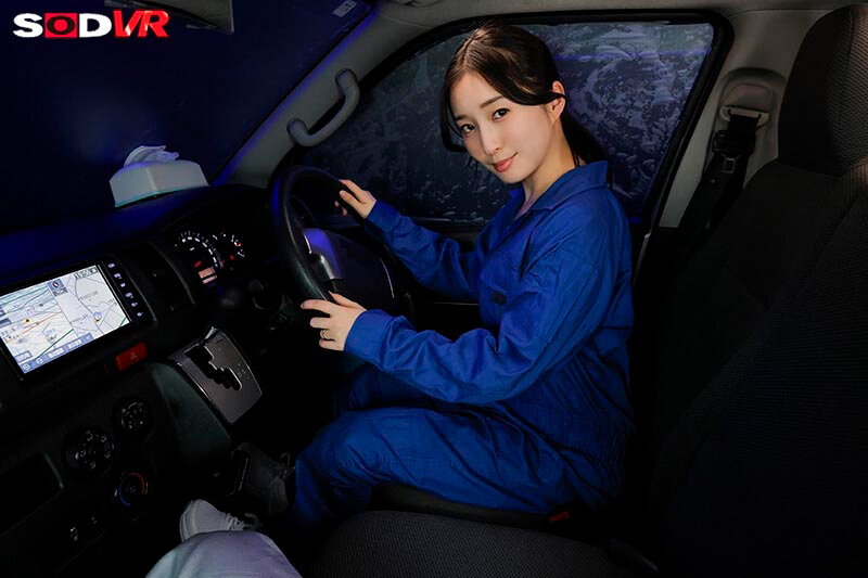 【VR】【8K】配送ドライバーNTR 欲求不満の人妻先輩と、仕事中に秘密のナマ中密会 月野かすみ 画像5