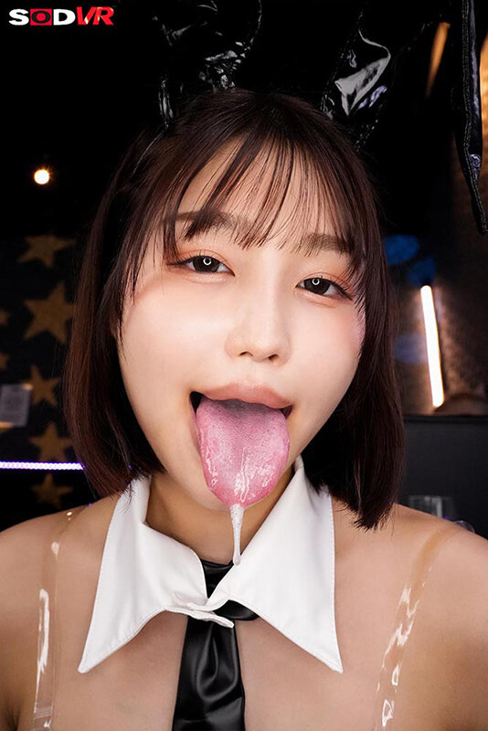 【VR】【8K】雑魚チンポを貶しながらも何度だってヌいてくれて本番までさせてくれる!日本一回転率の悪い罵倒バニーピンサロVR 唯井まひろ 画像14