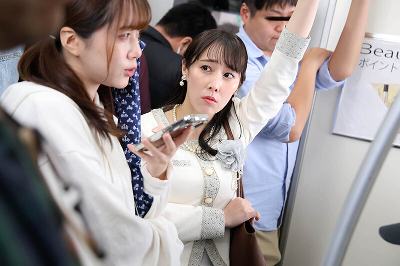 「えっ!おばさんの私が?!」我が子の前で触られ必死に抵抗するも愛液を垂れ流し絶頂が止まらない巨尻母VOL.4 画像6