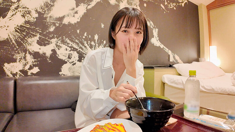 ビンカン勃起チクビちゃん 会社では大人しめな文系女子の雨宮あや花にいきなりラブホに誘われたけれど…乳首を触ると一気にメス顔になって甘えてきたので何度も精飲と中出しをした 画像10