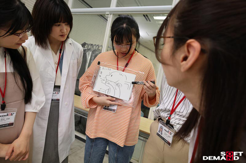 「イラマ汁はなぜ湧き出るのか?」SOD女子社員5名 イラマチオ刺激によるヌルネバどろり絶頂のど潮研究 SOD性科学ラボREPORT20 画像11