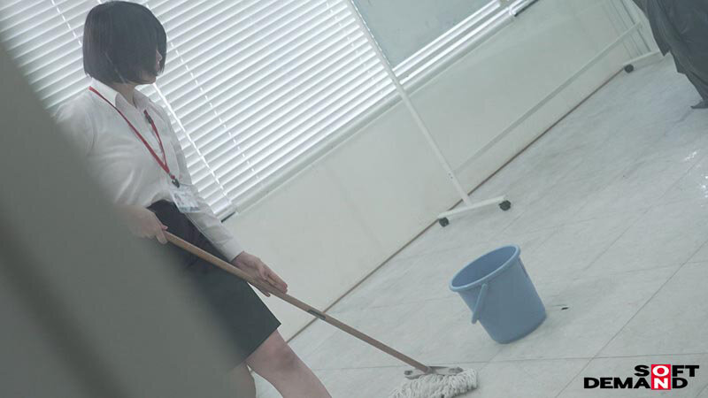 『浣腸噴射15,000mlしたらどうなるのか?』SOD女子社員が真面目に始めは苦しい腸汁ダクダクアナルセックス&AtoM実践研究した結果 浣腸した以上の超放出で休日SOD本社は腸汁まみれに…!SOD性科学ラボREPORT22 本村素子 画像8