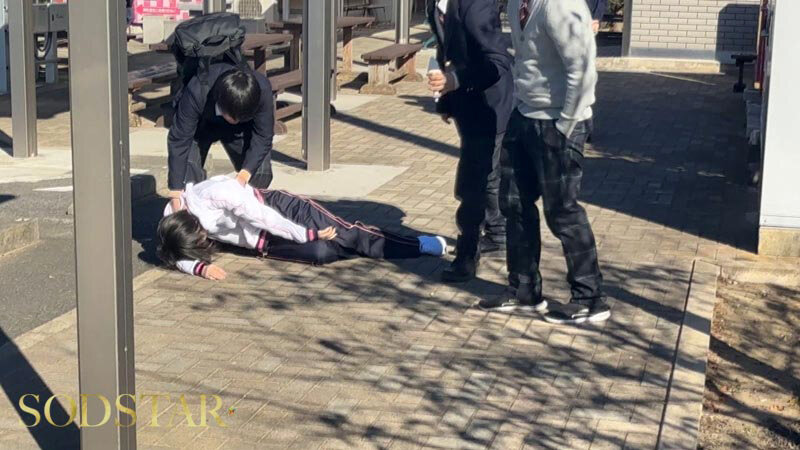 えwww修学旅行中、ボーイッシュな新人担任教師に憑依したったww 実は超敏感ムッツリ体質だった事が発覚www 俺(先生)のカラダを使って消灯後男子連中とエロいことしまくった大絶頂おふざけ記録。 柴崎はる 画像5