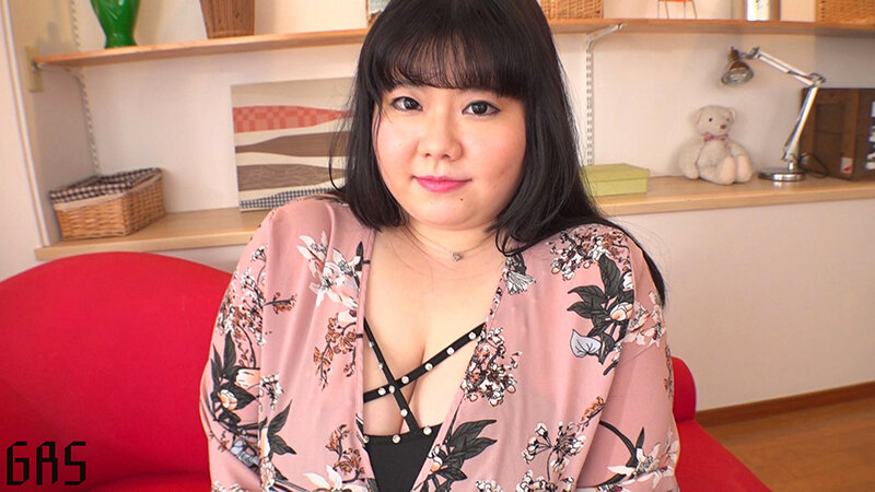 GAS独占新人 Lカップ超乳超尻肉弾女子大生デビュー 姫野ももな 画像1