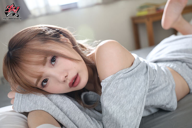 【VR】朝起きたら隣に松本いちか。再会した初恋相手はAV女優になってたけど、変わらぬ笑顔が好きすぎて。数年越しの想いを伝えた僕らは1日中いちゃハメ中出ししまくった。8K VR 画像10