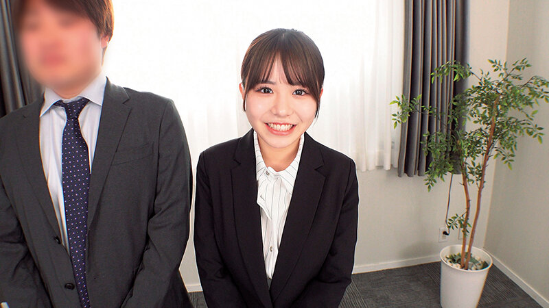 可愛い部下(※彼有り)と上司(※既婚)が高額賞金かけて野球拳で対決!?「部下に興奮するわけないよ!」なんて言いつつバッキバキ勃起しちゃう上司チ〇ポ「大きくないですか」部下の女性も恥ず恥ずエロ発情「秘密ですよ…」ってド不倫NTR中出しSEX2 画像6