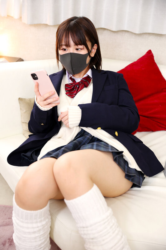 【VR】マスク姿が可愛い【シン・肉感追尾特化】けれども小生意気なP活J●にゴム外し生SEXでガツンと制裁!!何度もイキまくり連続中出しでワカラセタVR Kちゃん 画像9