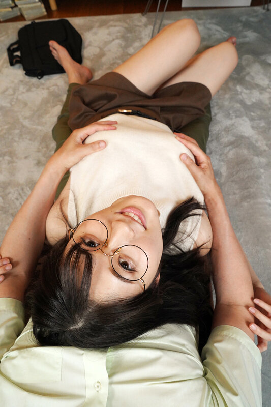 【VR】俺のことが好きすぎるJDと不倫中、イチャラブ見つめ合いご奉仕生中SEXでザーメン搾り取りながら僕に妻との離婚を求めてくる 沙月ふみの【8K】 画像3