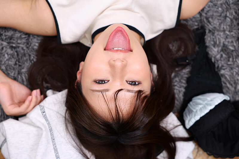 【VR】【8K】彼女が卒業旅行でいない間に、本当はずっと好きだった大学の同級生と滅茶苦茶中出しセックスした。五芭 画像10