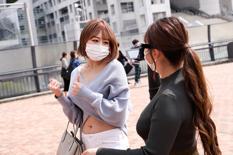 女子大生の間でオンナ好きが急増!?を検証 いきなりベロキス!レズビッチ数珠つなぎセックス 「あなたよりエロいレズ友紹介してください」 画像3