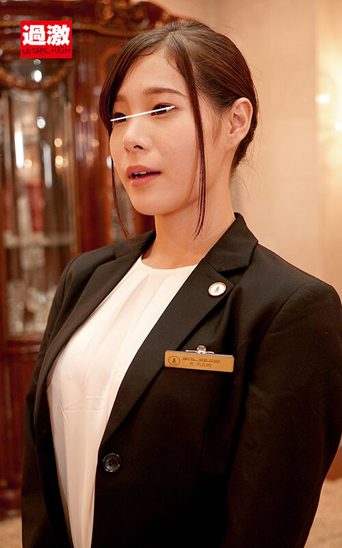 ホテル痴● 従業員を助けた代償に全裸ぶっかけ中出しされた巨乳支配人 画像2