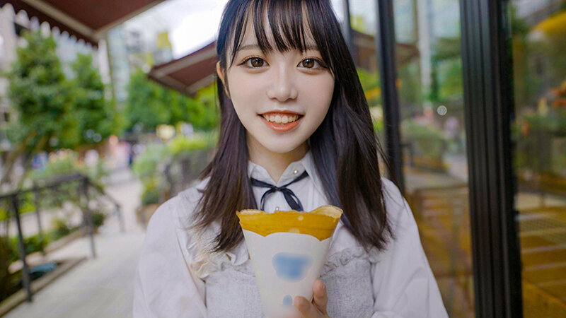 素人女子大生【限定】かすみちゃん20歳 以前マッチングしたアニメ好き女子大生とコスプレイベント終わりに会ってホテルでさっきまで着てたコスプレを着せて中出しSEX!! 画像3
