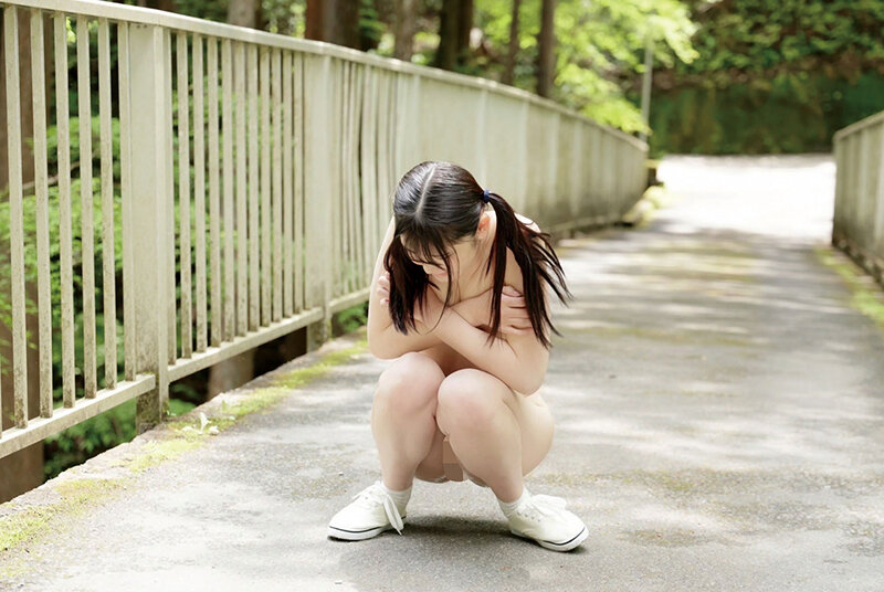 野外露出調教輪● 快楽アクメ天国 皆瀬あかり 画像1