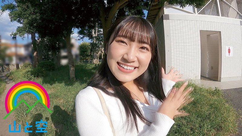 Iカップ神乳フリーターが街ナカ危険シチュを巡り歩きポロリ連発エロ暴走!11発ごっくん 最後はベッドでヨガリ絶頂 はなチャン 画像12