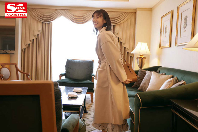 ウブだった‘小倉七海’ちゃんと久しぶりに再会したら… 昼間から朝が焼けるまで幼馴染の僕を笑顔でイチャつき責めてくる小悪魔になっていた。 画像2