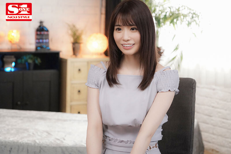 激イキ117回!痙攣4400回!イキ潮1800cc! 満点笑顔の神カワ少女 エロス覚醒 はじめての大・痙・攣スペシャル 未歩なな 画像1
